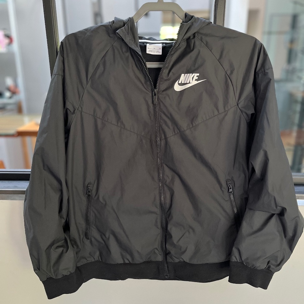 Nike Sportswear Windrunner Hooded Black Jacket